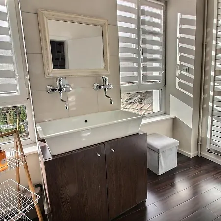 Maison De Caractere Avec Jacuzzi Et Parking A Deux Pas Du Centre Historique De - Fr-1-722-3 * Colmar