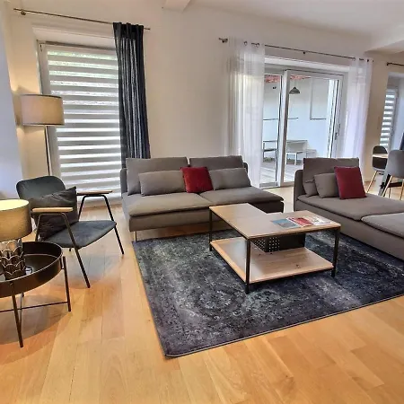 Maison De Caractere Avec Jacuzzi Et Parking A Deux Pas Du Centre Historique De - Fr-1-722-3 *