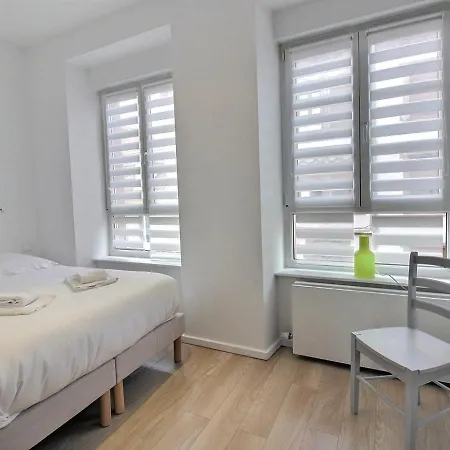 Vakantiehuis Maison De Caractere Avec Jacuzzi Et Parking A Deux Pas Du Centre Historique De - Fr-1-722-3